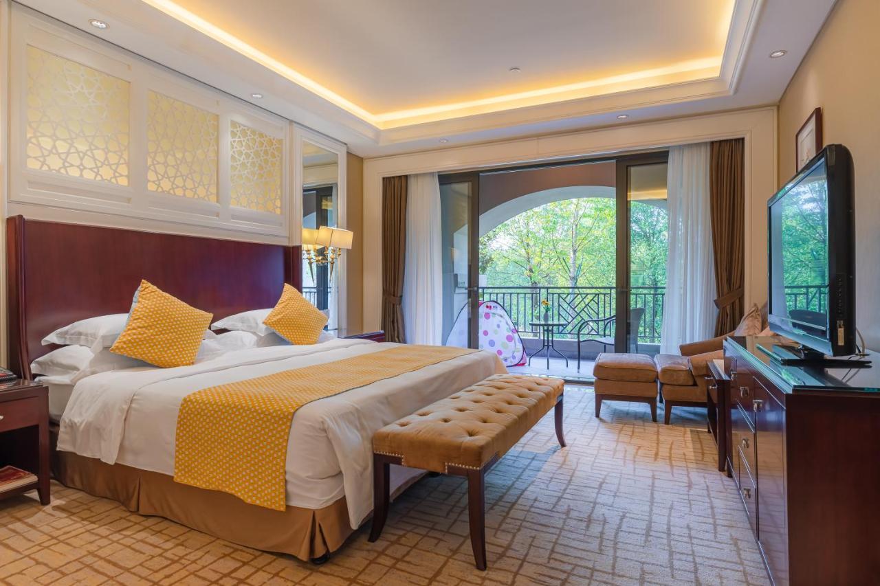 Your World International Conference Centre Yiwu  Extérieur photo